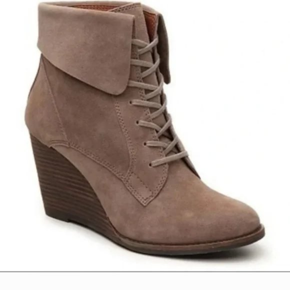 Lucky Brand “YUZU” Booties - Picture 1 of 7